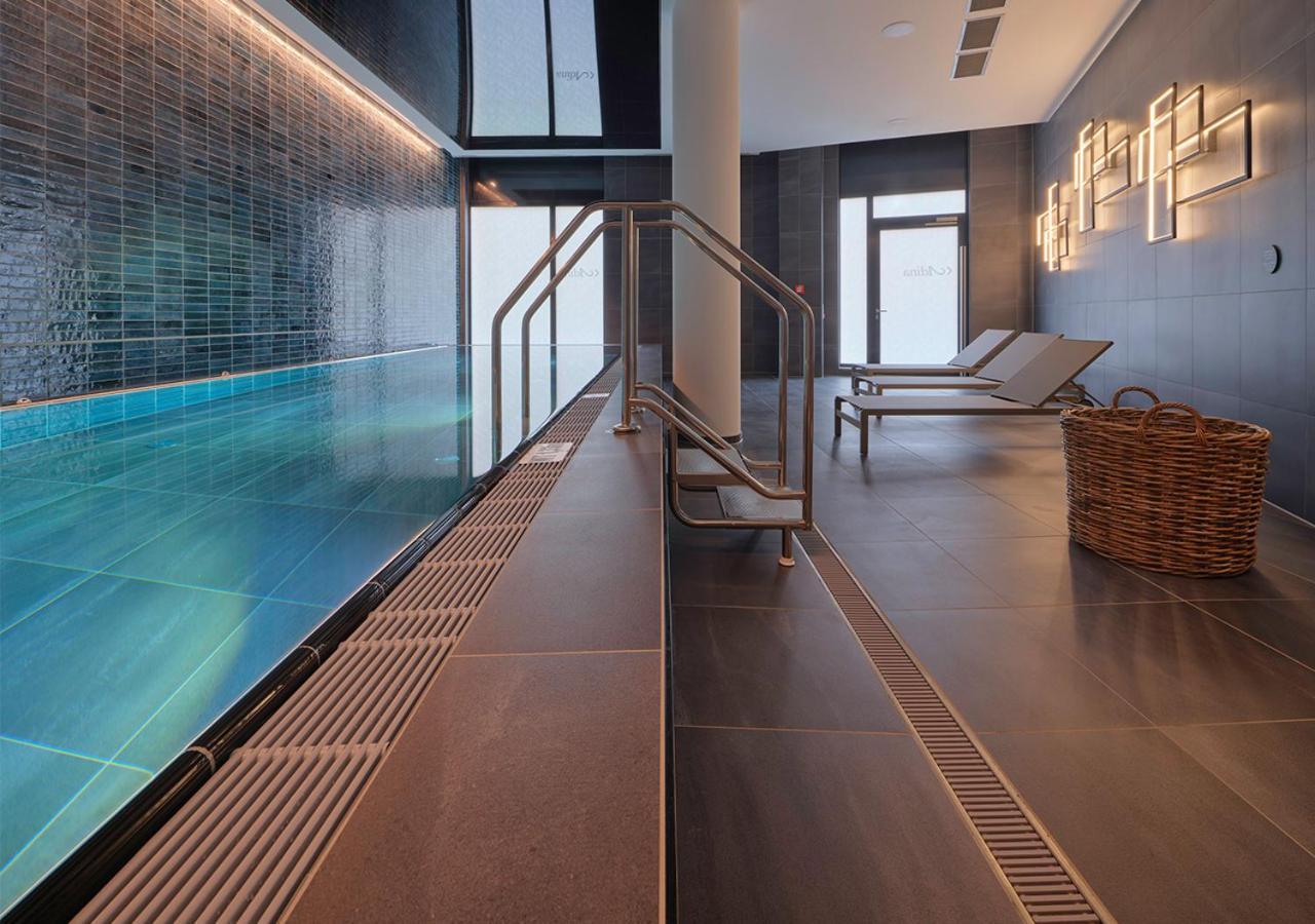 Adina Apartment Hotel Köln Ngoại thất bức ảnh