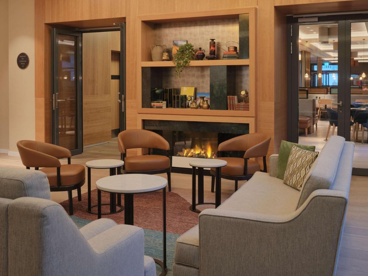 Adina Apartment Hotel Köln Ngoại thất bức ảnh