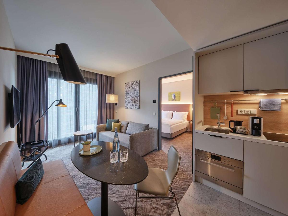 Adina Apartment Hotel Köln Ngoại thất bức ảnh